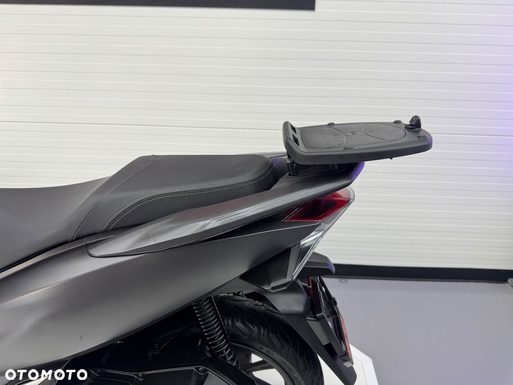 Honda PCX - 12