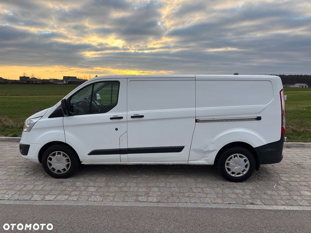 Ford Transit Custom - 13