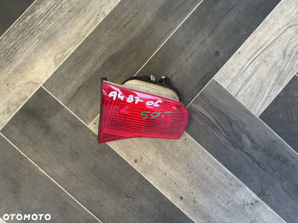 AUDI A4 B7 LAMPA LEWA TYLNA LEWY TYŁ - 2