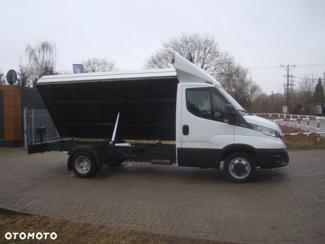 Iveco DAILY 35 C 15 3.5T 4.60M 3.5T NA HAKU CLIMATRONIC - 4
