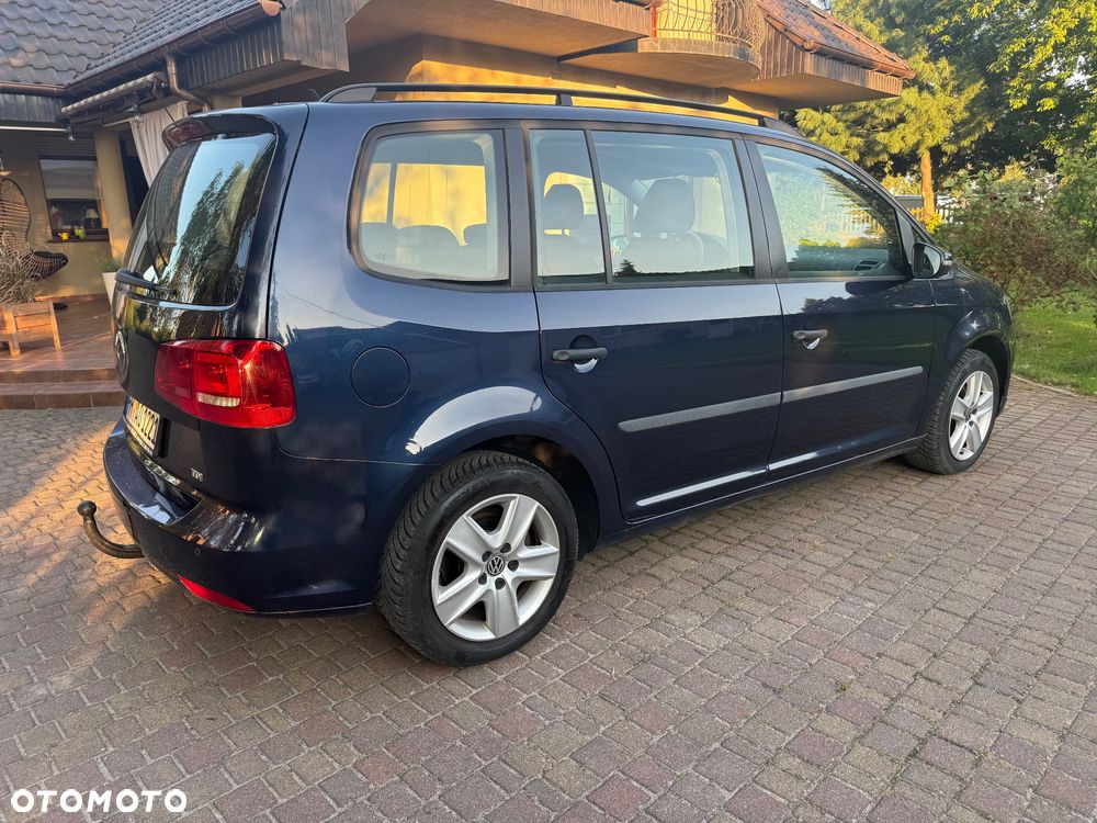 Volkswagen Touran 1.6 TDI DPF BlueMot Comfortline - 11