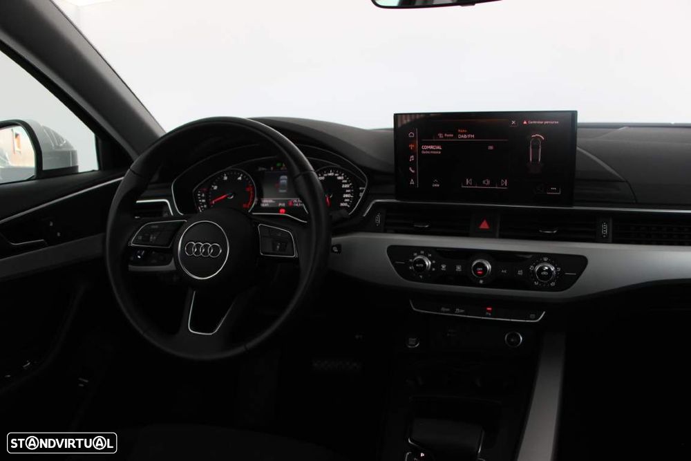 Audi A4 35 TDI S tronic - 2