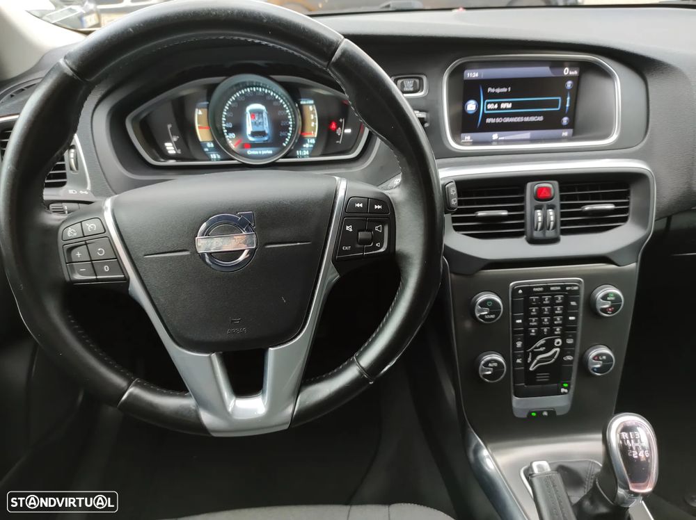 Volvo V40 Cross Country 1.6 D2 Momentum - 20