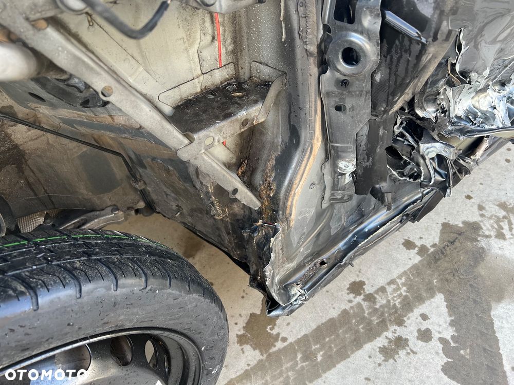 Audi A4 Avant 2.0 TDI S tronic quattro sport - 28