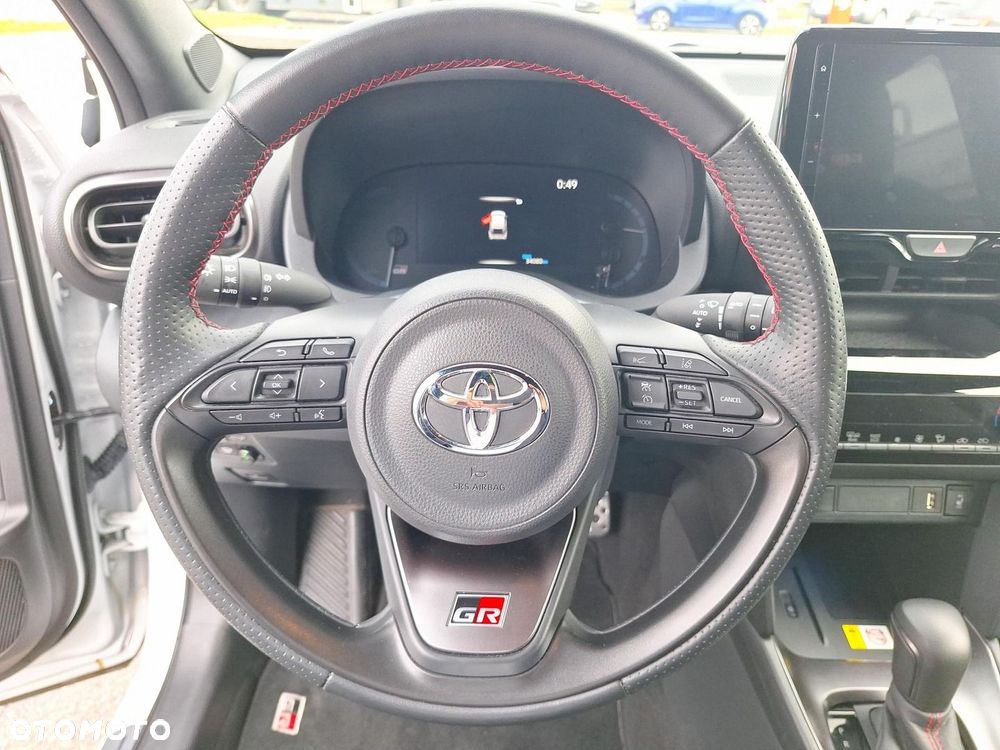 Toyota Yaris Cross Hybrid 1.5 GR Sport - 16