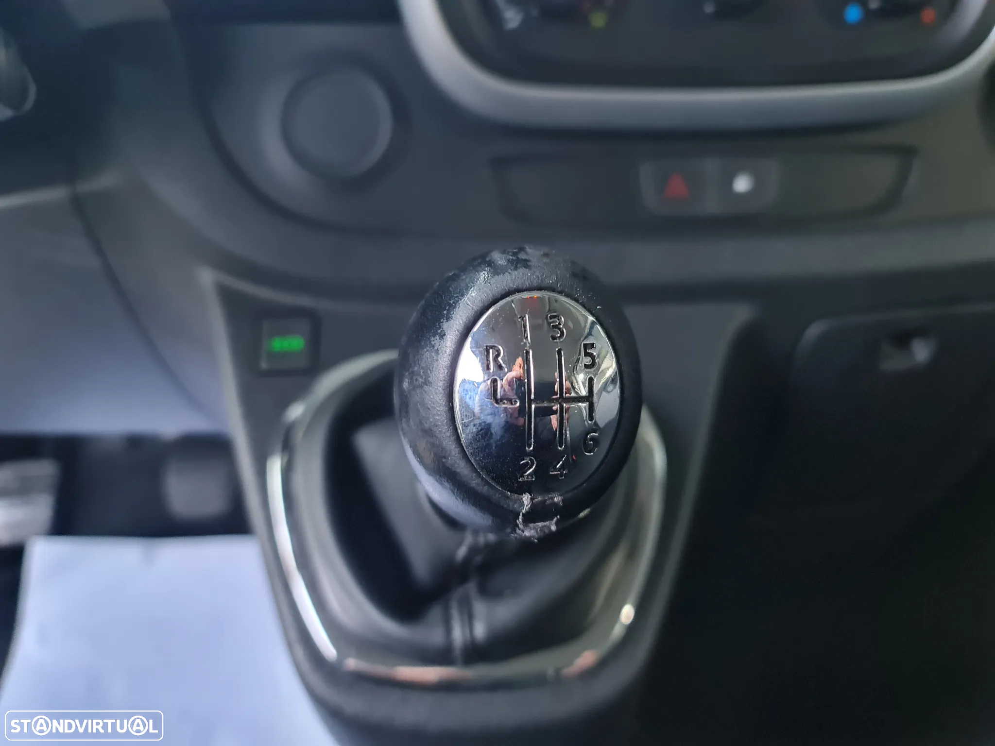 Renault TRAFIC DCI 3Lug * AC/BLUETOOTH *c/ IVA incluido - 22