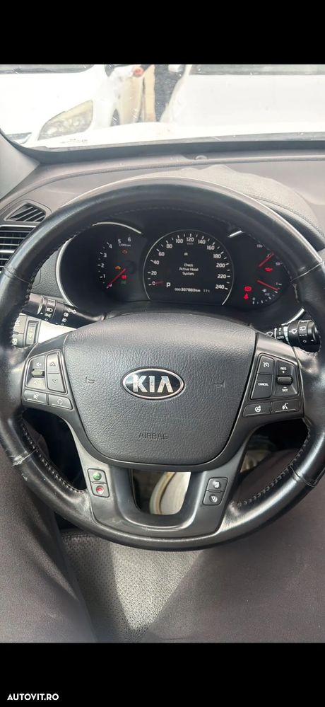Kia Sorento 2.2 DSL 4x4 Aut. Executive - 7