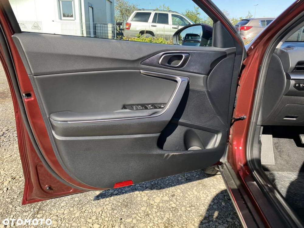 Kia XCeed 1.6 T-GDI M DCT - 19