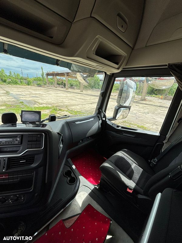 Iveco S-WAY - 16