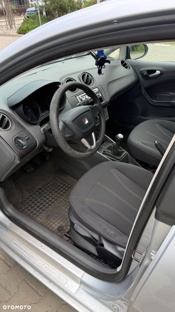 Seat Ibiza 1.4 16V Reference - 11