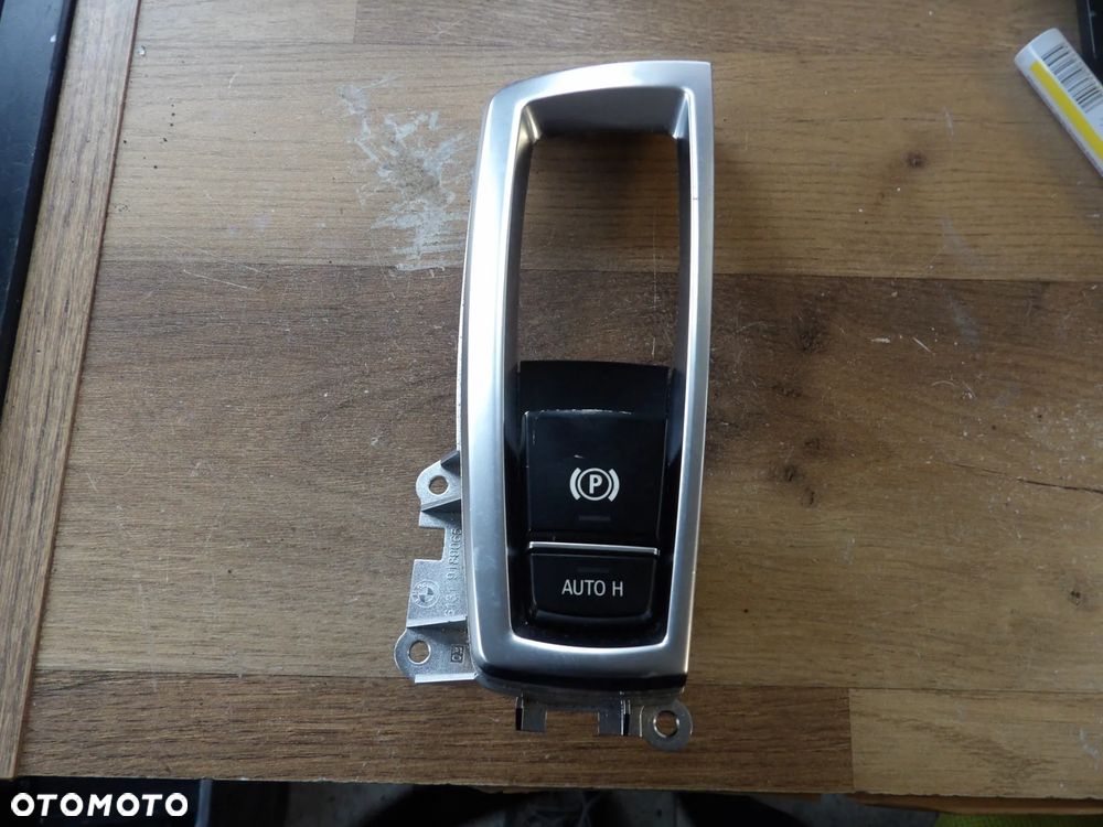 BMW - F10 - PRZEŁĄCZNIK , WŁĄCZNIK HAMULCA RĘCZNEGO - 9217594 - 1