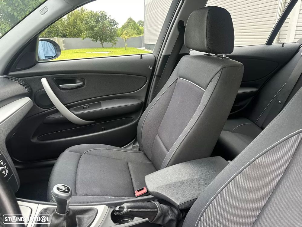 BMW 118 d Line Sport - 29