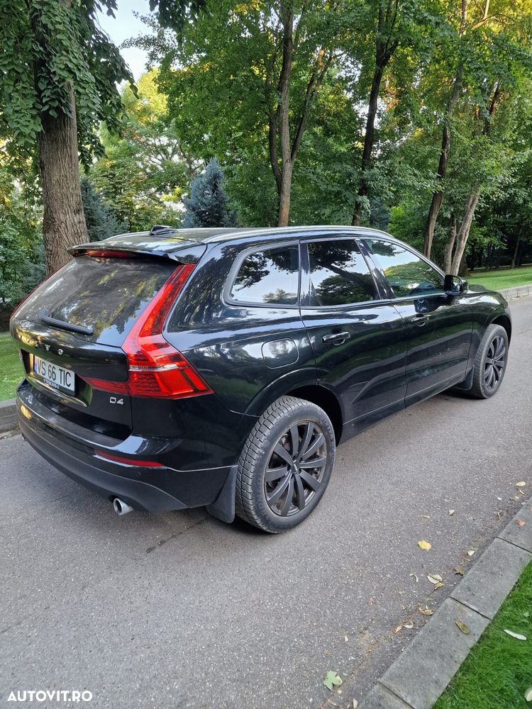 Volvo XC 60 D4 AWD R-Design - 3