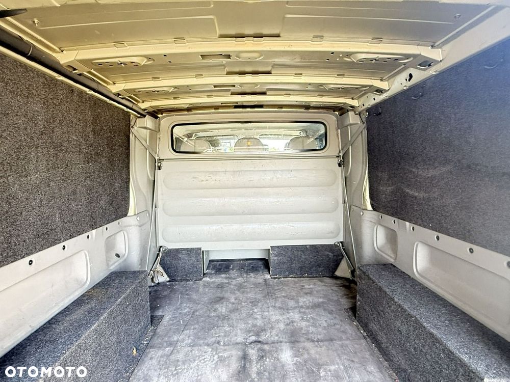 Renault Trafic - 8