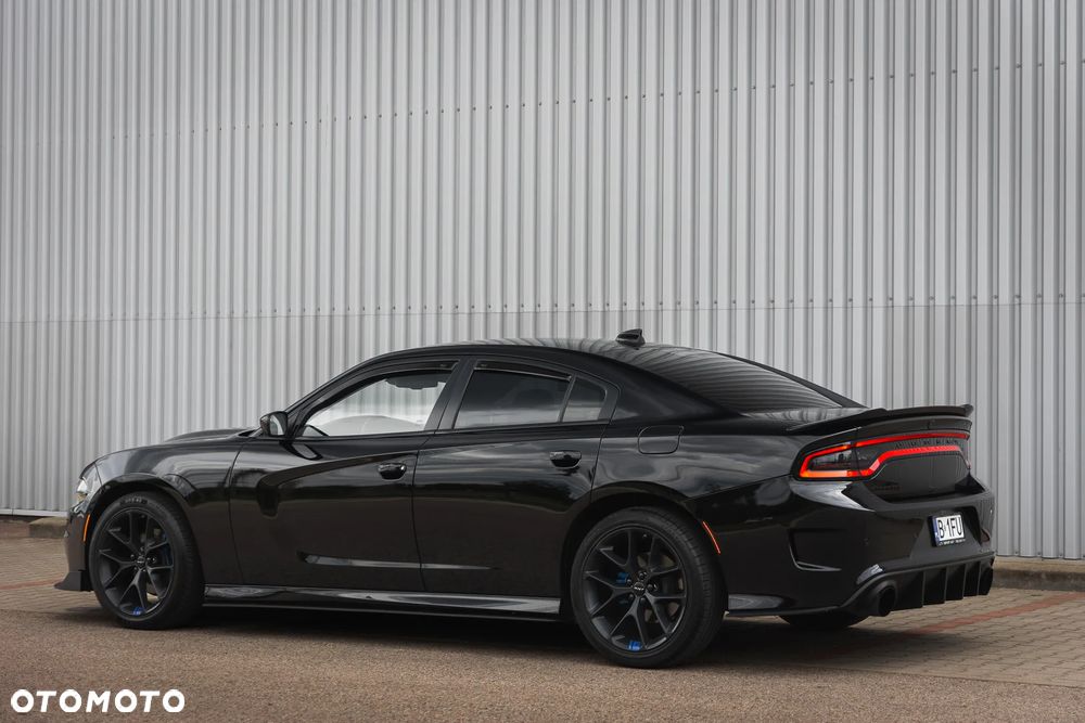 Dodge Charger - 4