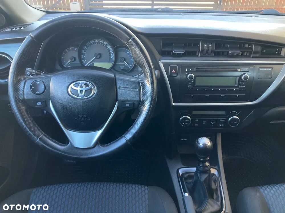 Toyota Auris 1.4 D-4D Comfort - 6