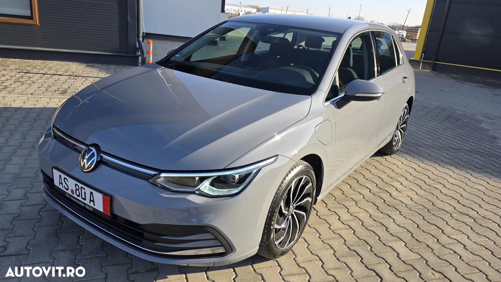 Volkswagen Golf Standard - 23