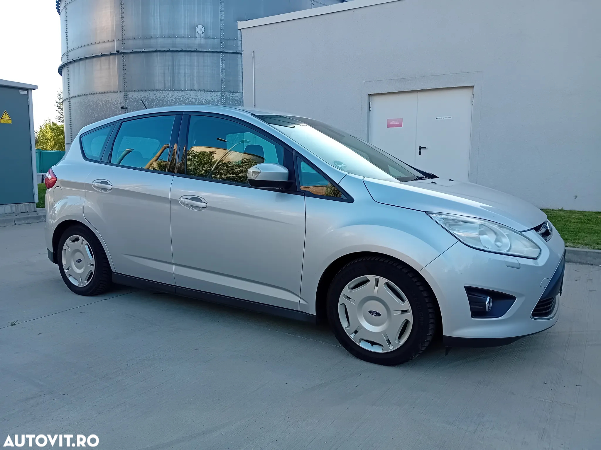 Ford Focus Turnier 1.6 EcoBoost Start-Stopp-System Titanium - 21
