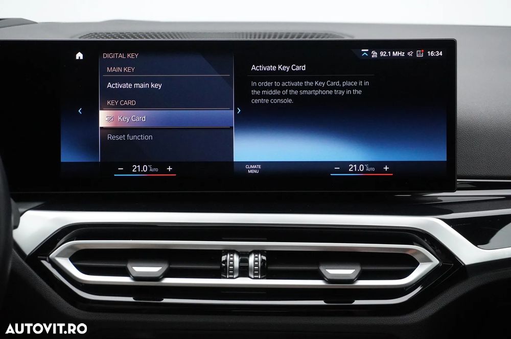 BMW M4 M440i xDrive AT MHEV - 30