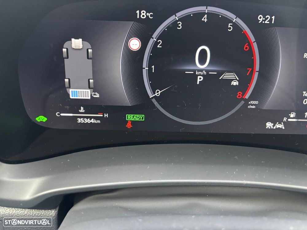 Lexus LBX Emotion - 14