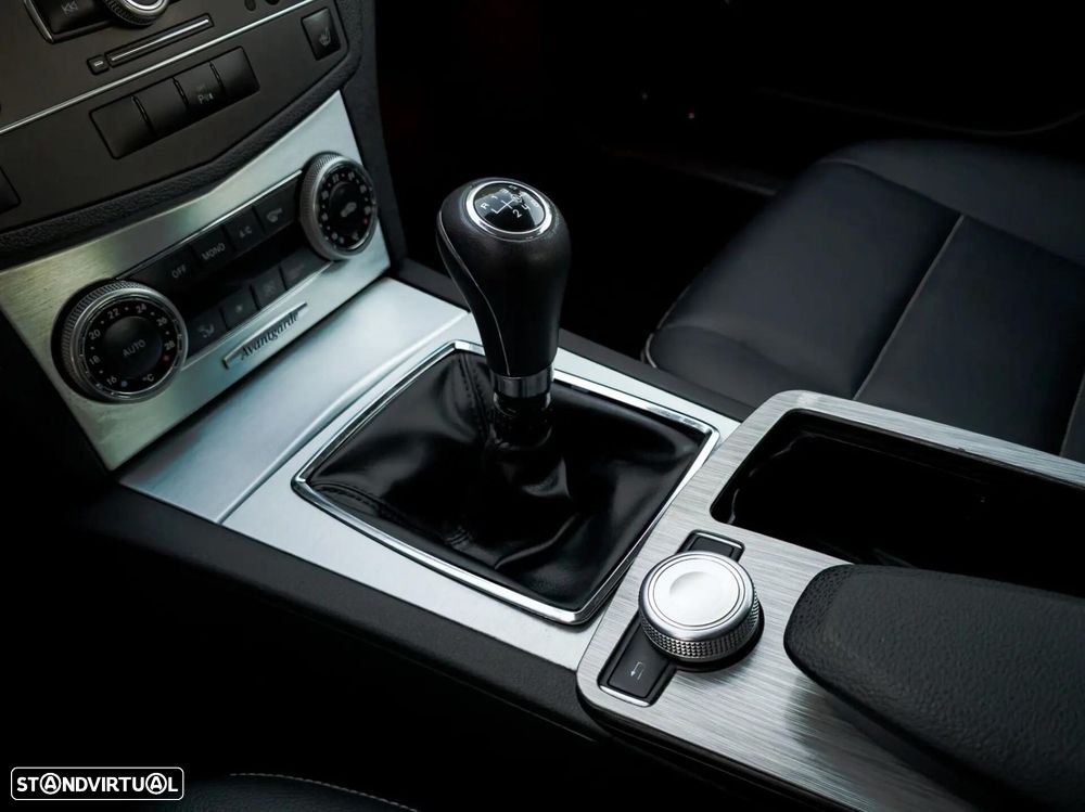 Mercedes-Benz C 250 - 31