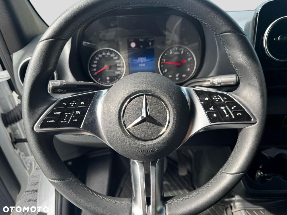 Mercedes-Benz Sprinter 317 CDI KA OM654 długi PRO - 13