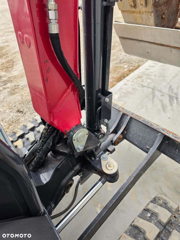 Yanmar SV26 - 21