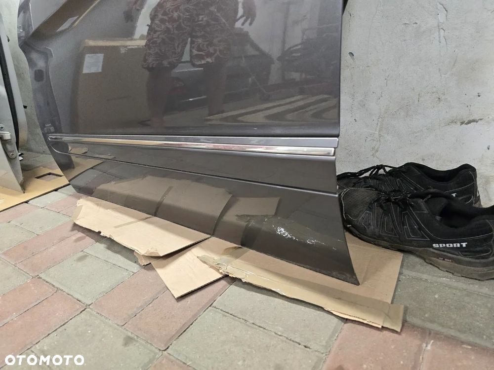 SPRZEDAM LEWE PRZENIE DRZWI MERCEDES B KLASA W245 W KOLOR 787 PO LIFCIE DO MONTAŻU W ORYGINALE - 8