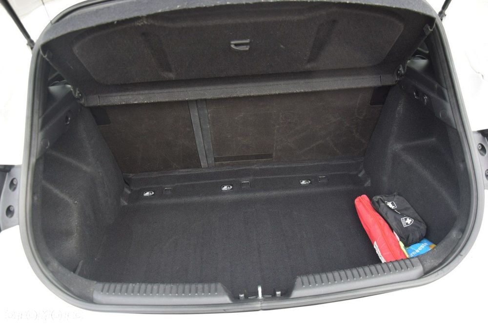 Hyundai i30 1.4 Premium - 18