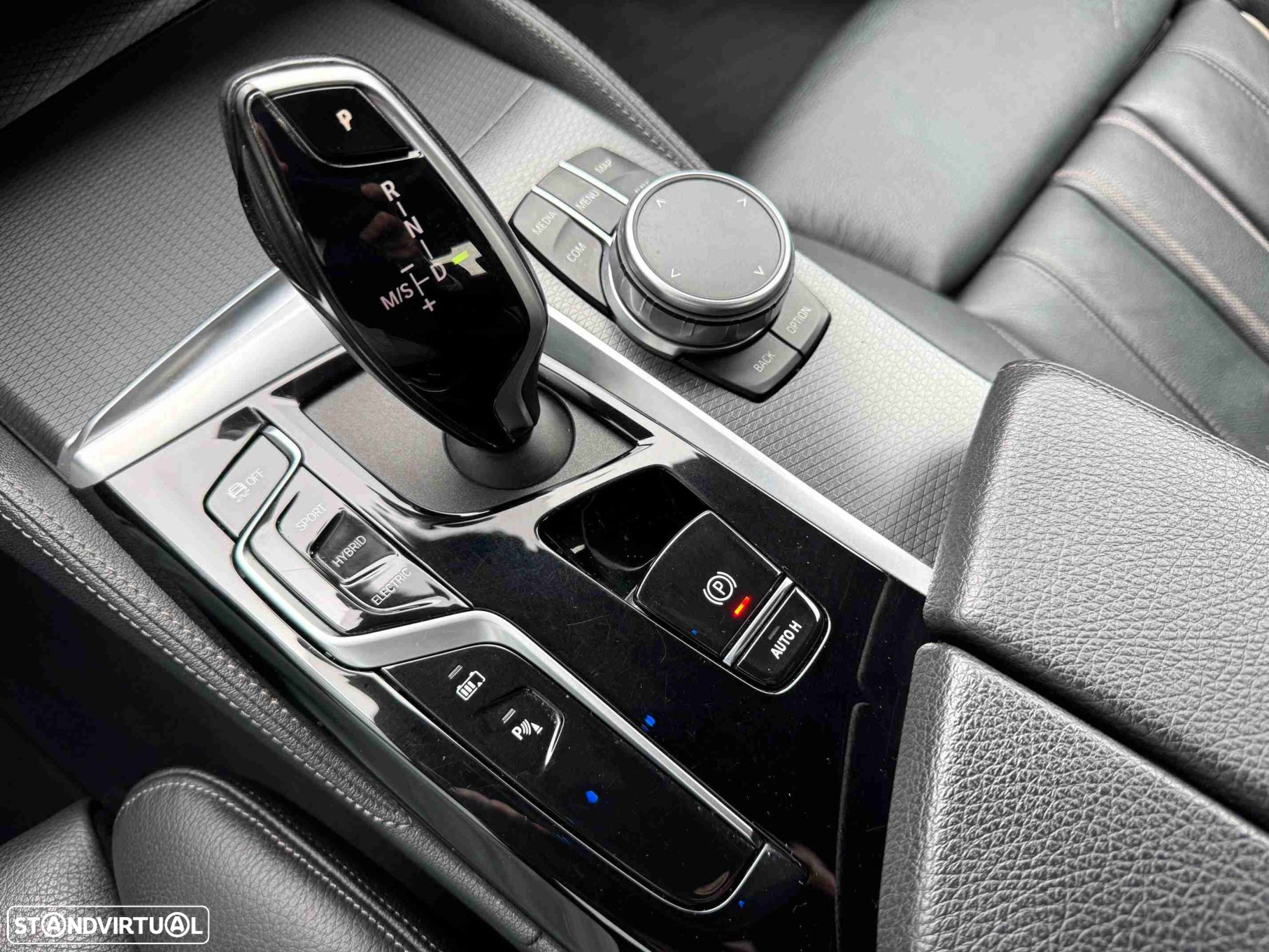 BMW 530 e Pack M - 17