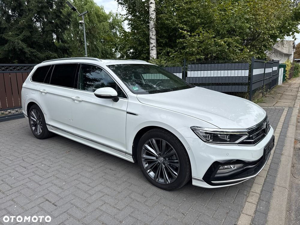 Volkswagen Passat - 4