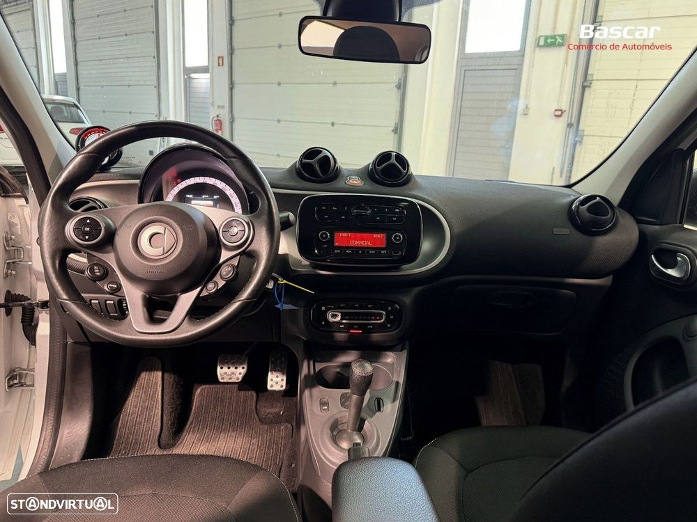 Smart ForFour - 17