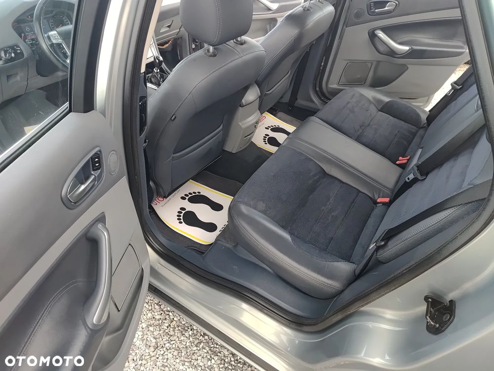 Ford Mondeo 2.0 TDCi Titanium - 15