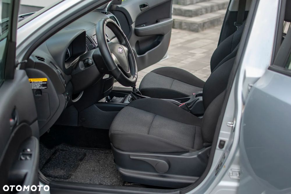 Hyundai i30 - 32