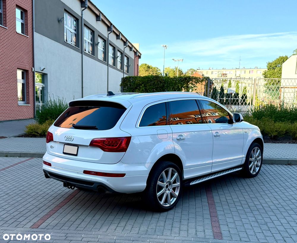 Audi Q7 - 4