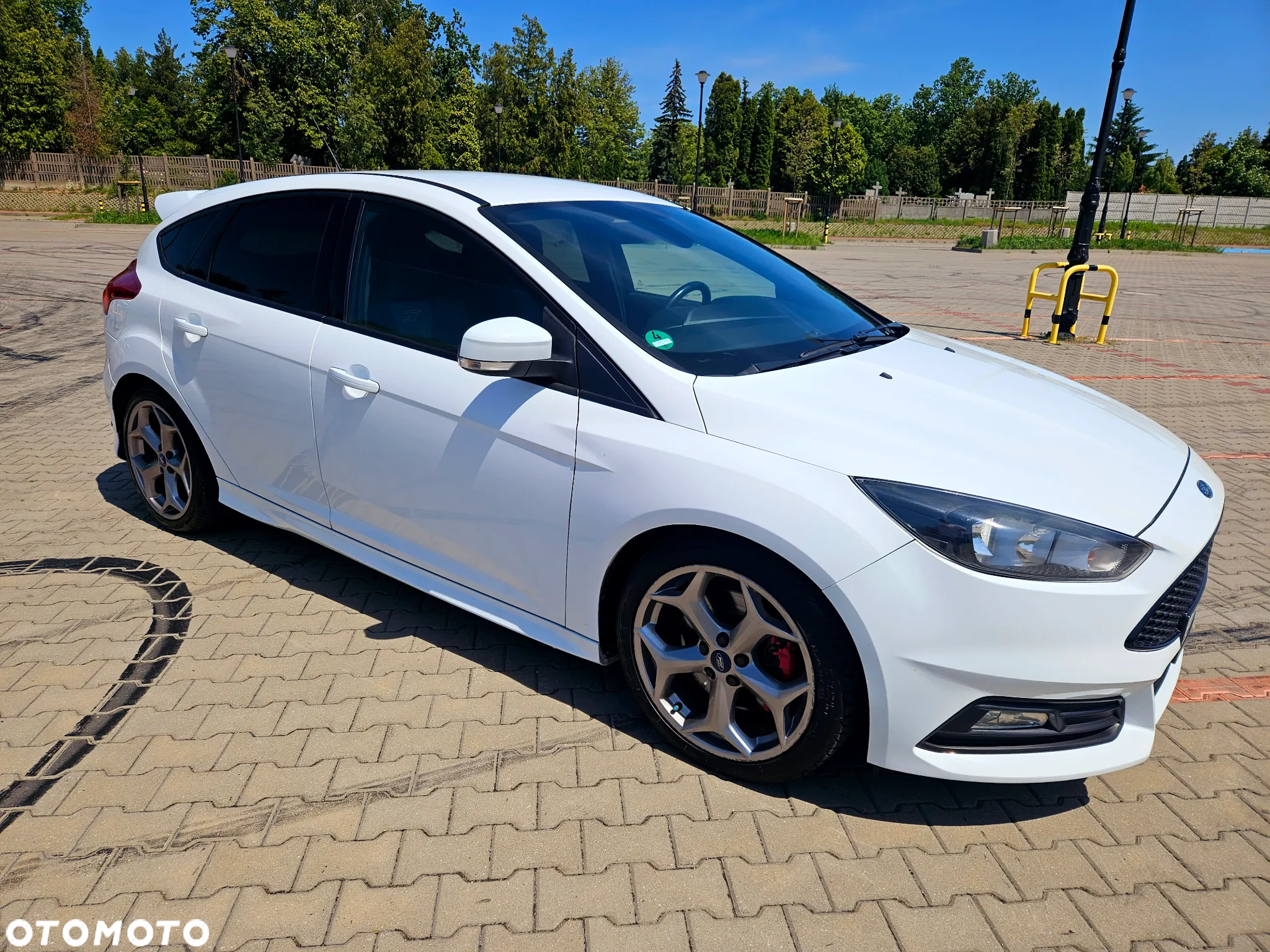 Ford Focus 2.0 TDCi ST mit Leder-Sport-Paket - 2