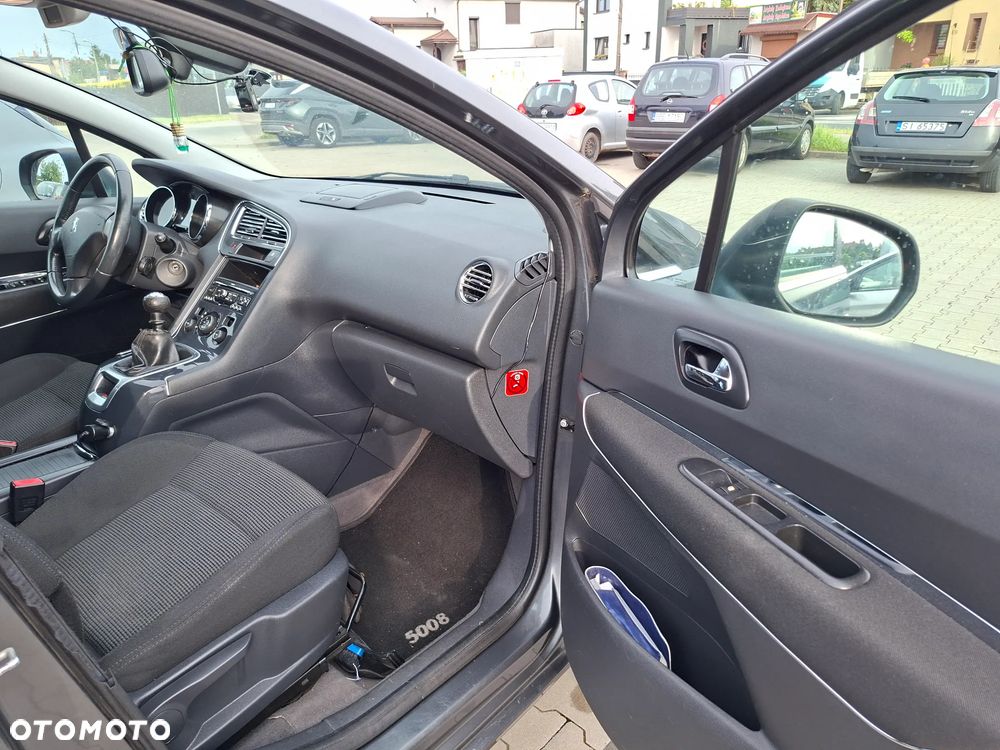 Peugeot 5008 - 7