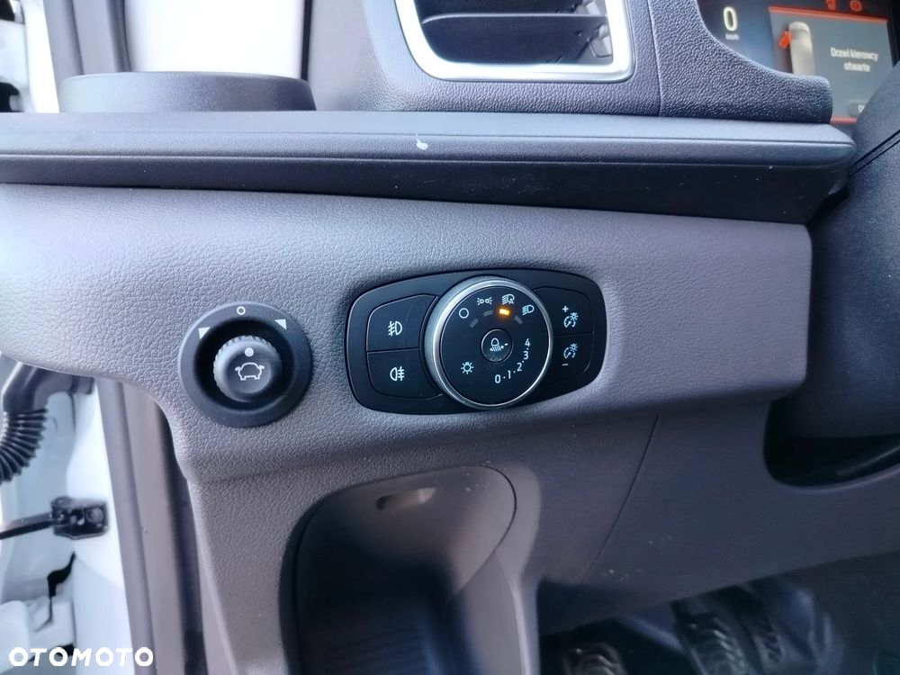 Ford Transit - 11