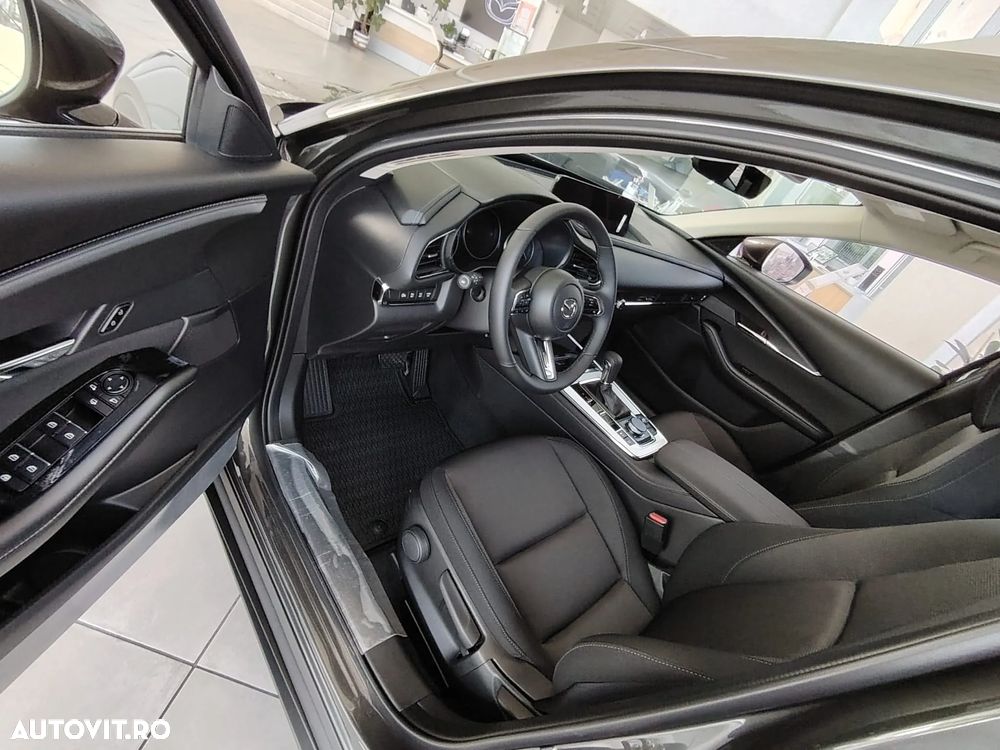 Mazda CX-30 e-SKYACTIV X186 AT MHEV Center-Line - 9