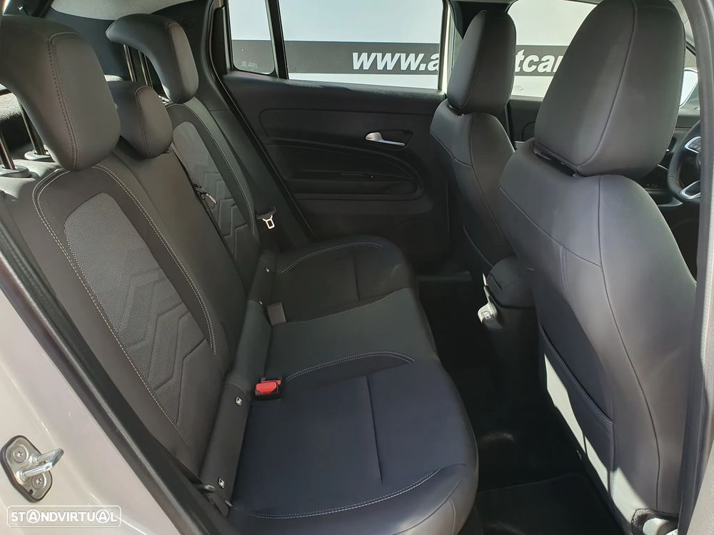 Jeep Avenger 1.2 GSE T3 Altitude - 5