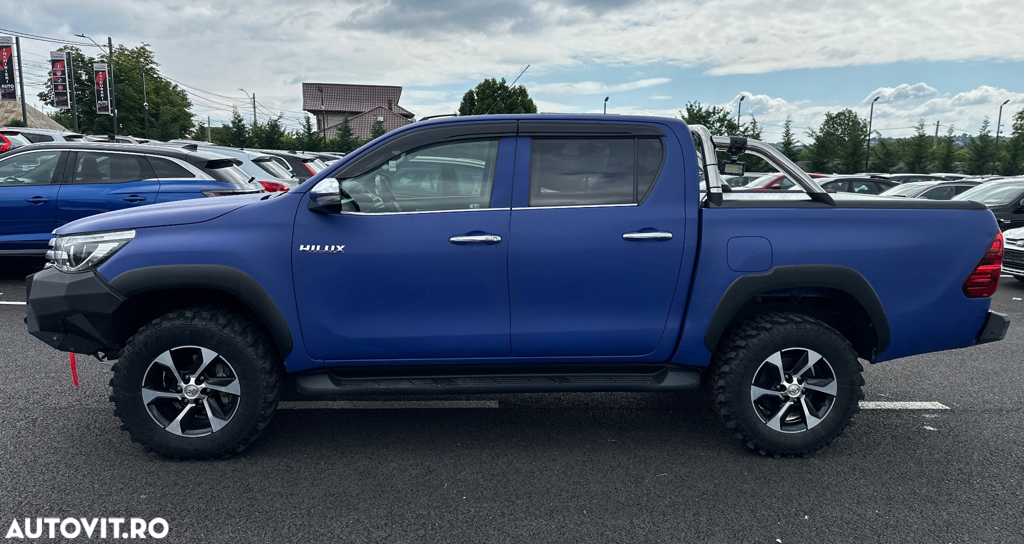 Toyota Hilux - 10