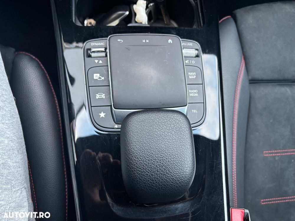 Mercedes-Benz A 200 Sedan 4MATIC Aut. - 10