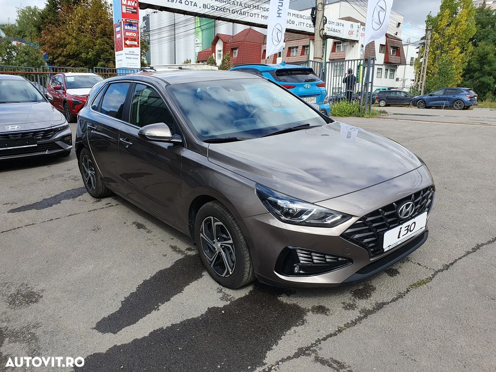 Hyundai i30 1.5 110CP 5DR M/T Highway - 14