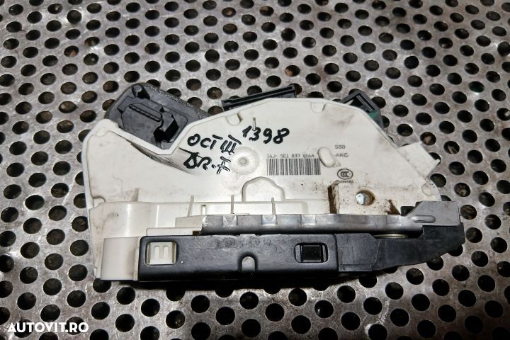 Broasca usa fata dreapta 5E1837016A 5E1837016A Skoda Octavia 3 [2013 - 1