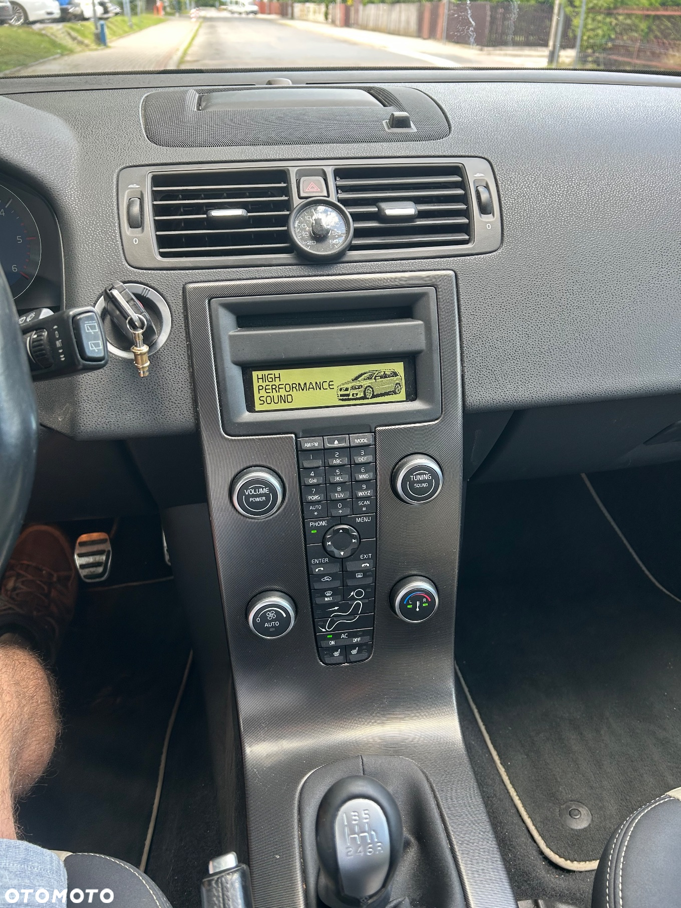 Volvo V50 D3 R-Design - 14