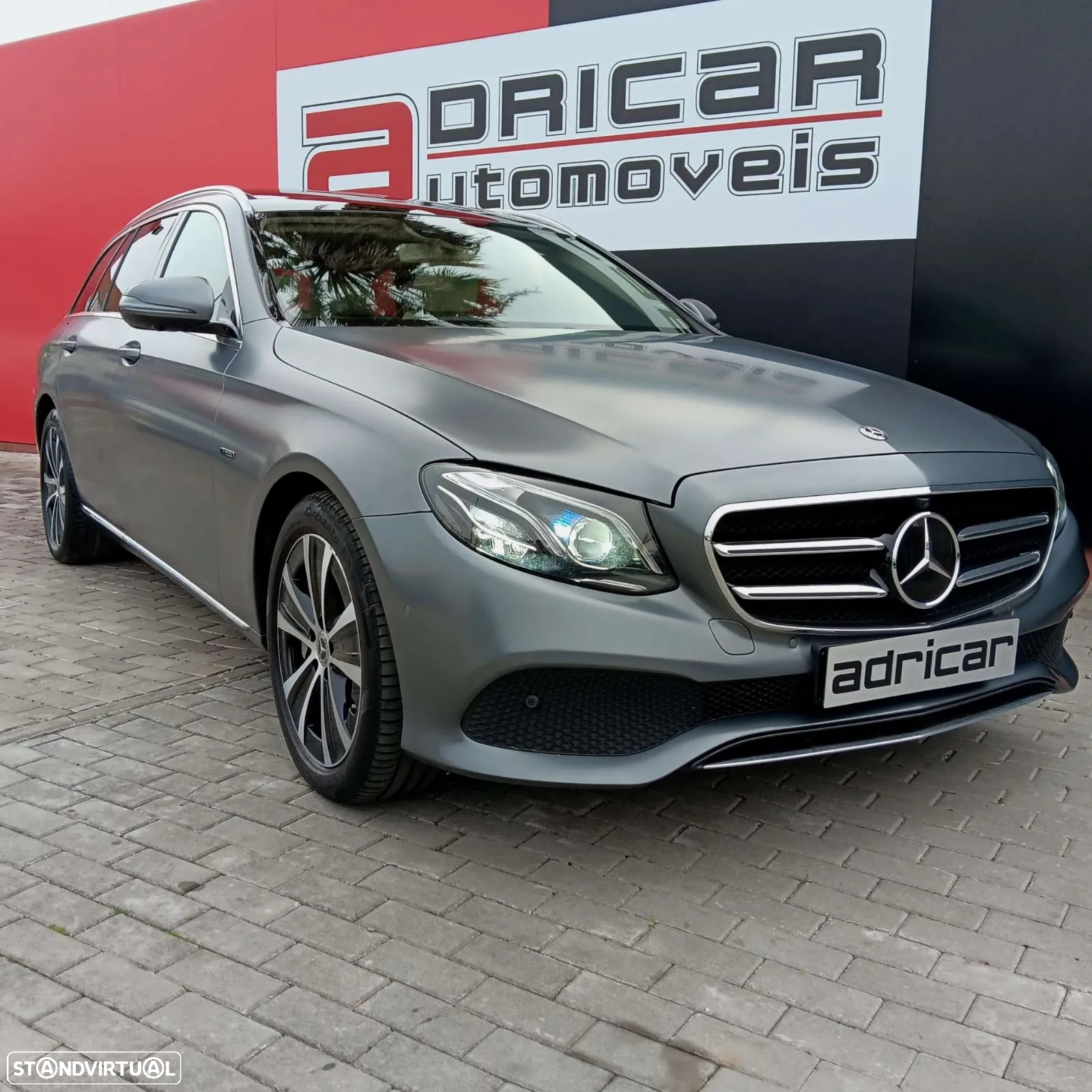 Mercedes-Benz E 300 de Avantgarde - 55