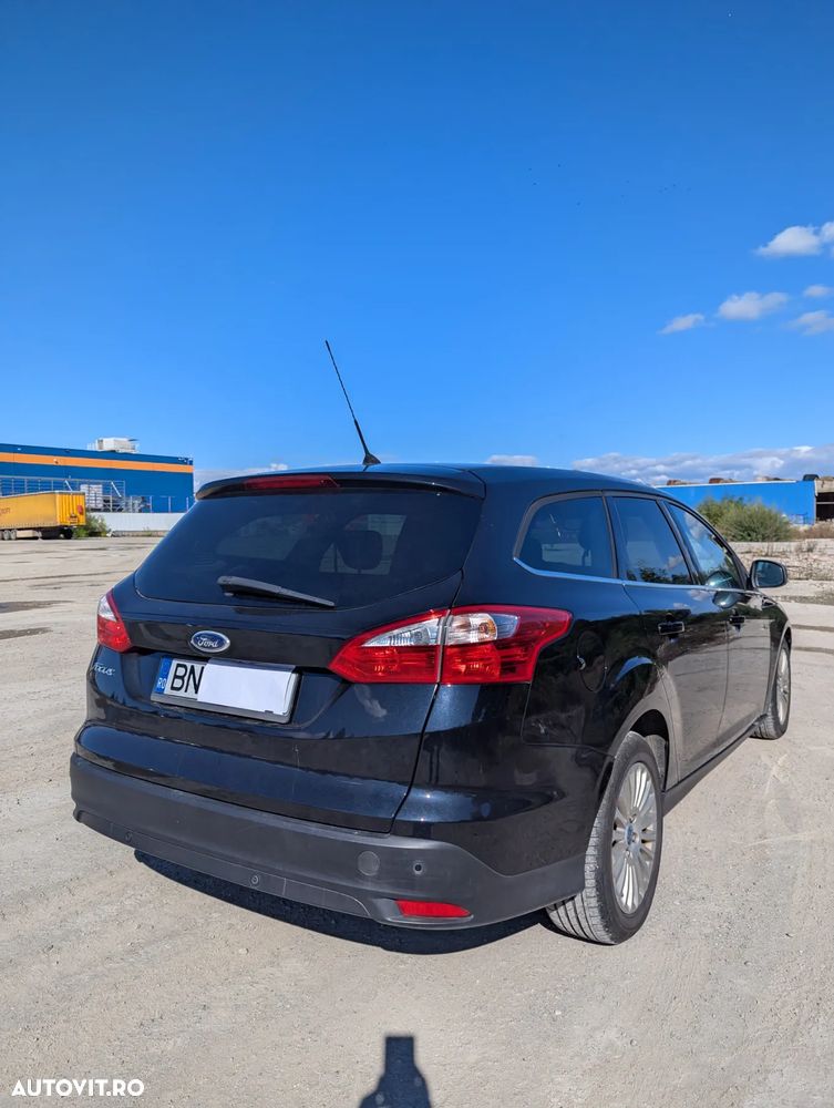 Ford Focus 1.6 TDCI DPF Titanium - 6