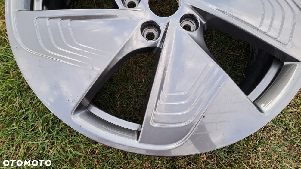 Felga Aluminiowa 18 Cupra Born 5x112 ET 50 10E601025N - 2