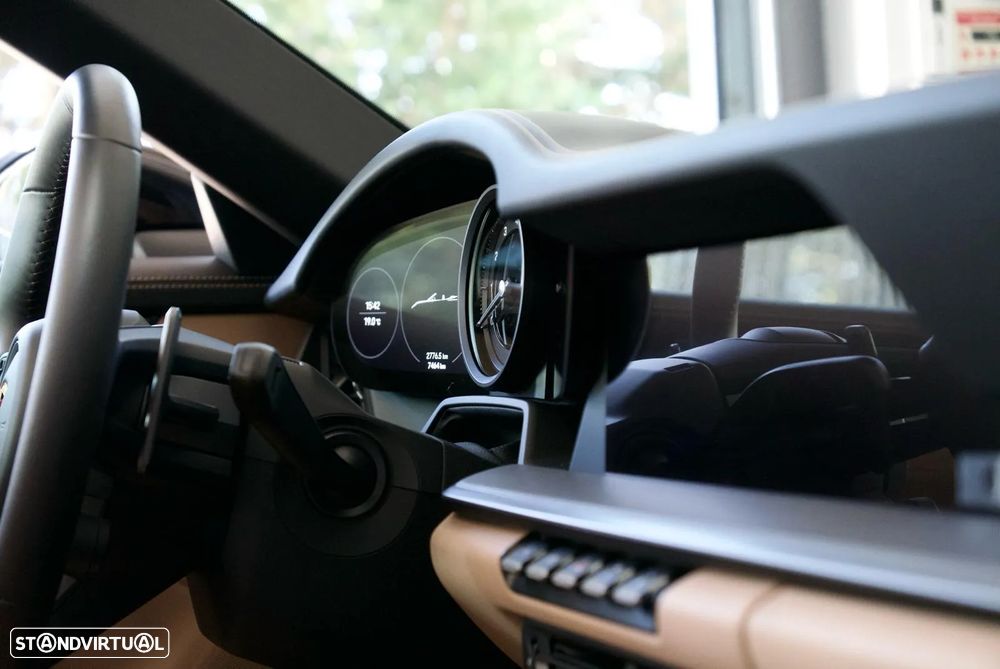 Porsche 911 (992) Carrera 4S PDK - 20