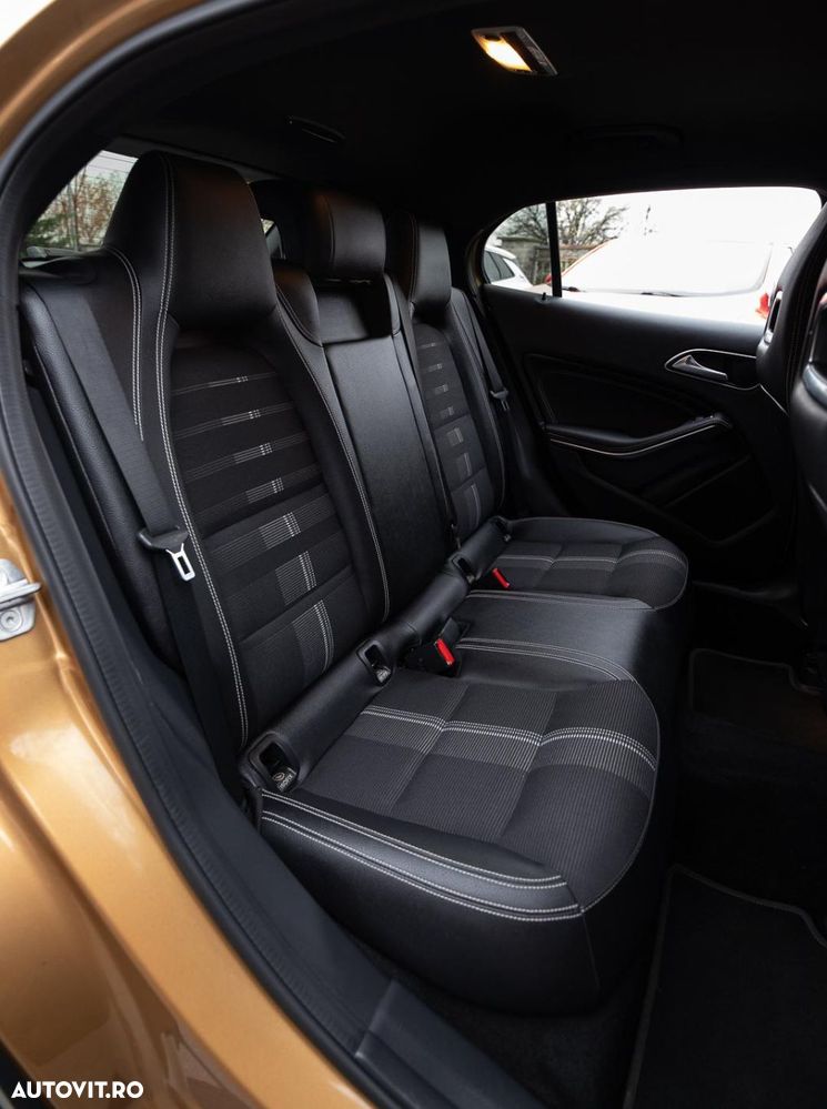 Mercedes-Benz GLA 200 d 4MATIC Aut. - 11